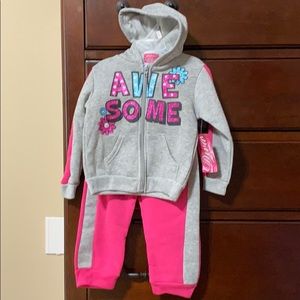 2 piece girl hooded jacket and pants 18m.